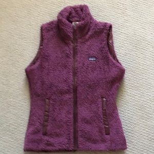 Women’s purple Patagonia vest Size MEDIUM
